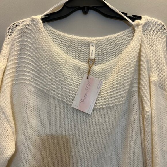 Wishlist Cozy Sunday Tie-Sleeve Sweater, Ivory, M/L, NEW - Picture 6 of 9